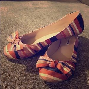 Mult-colored striped flats with bow